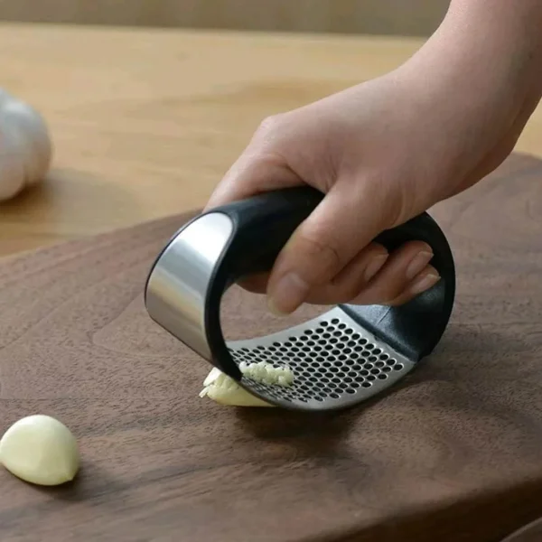 Stainless Steel Rolling Garlic Press Crusher at Homeways Kenya